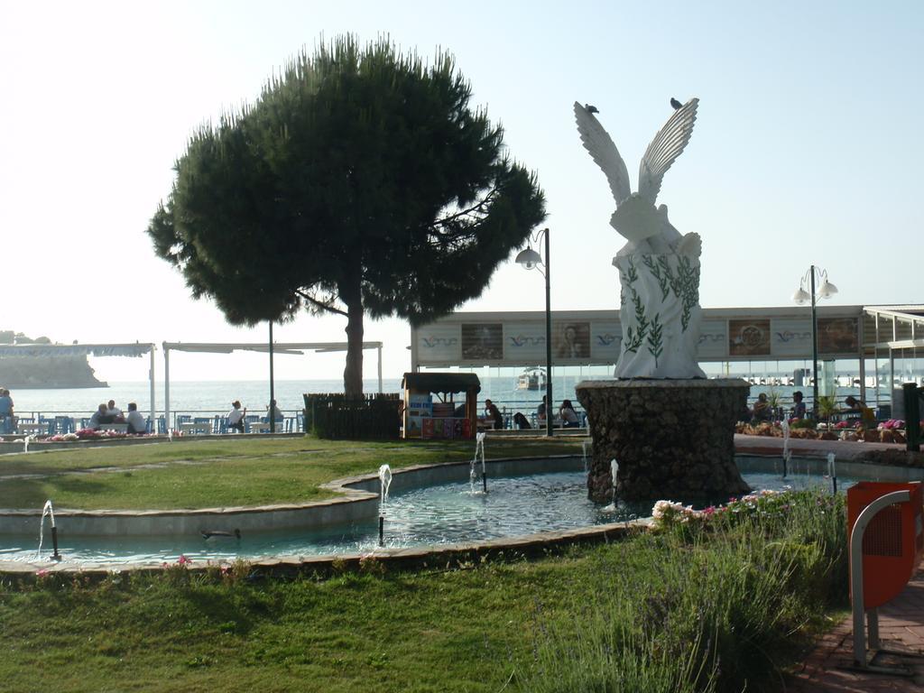 Mr. Happy'S - Liman Hotel Kuşadası Exterior photo